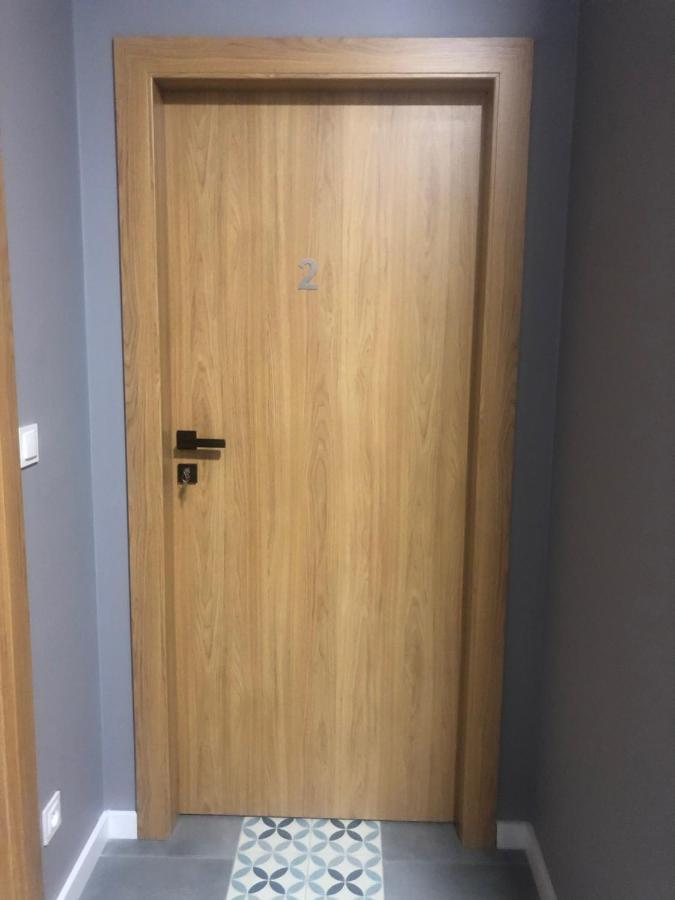 Apartament Z Ogrodkiem I Garazem 波兹南 外观 照片