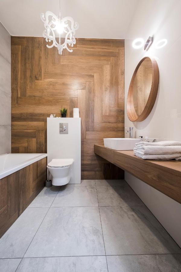 Apartament Z Ogrodkiem I Garazem 波兹南 外观 照片