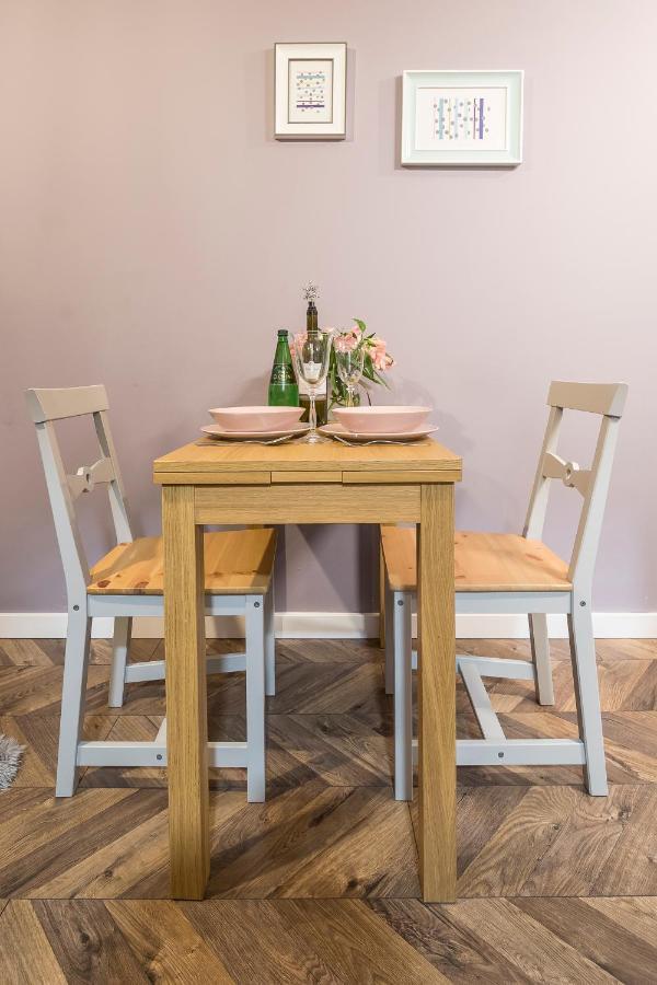 Apartament Z Ogrodkiem I Garazem 波兹南 外观 照片