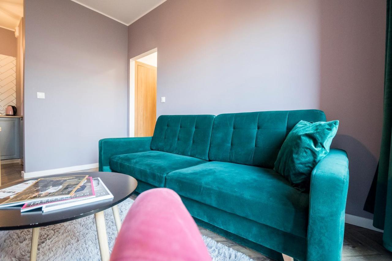 Apartament Z Ogrodkiem I Garazem 波兹南 外观 照片
