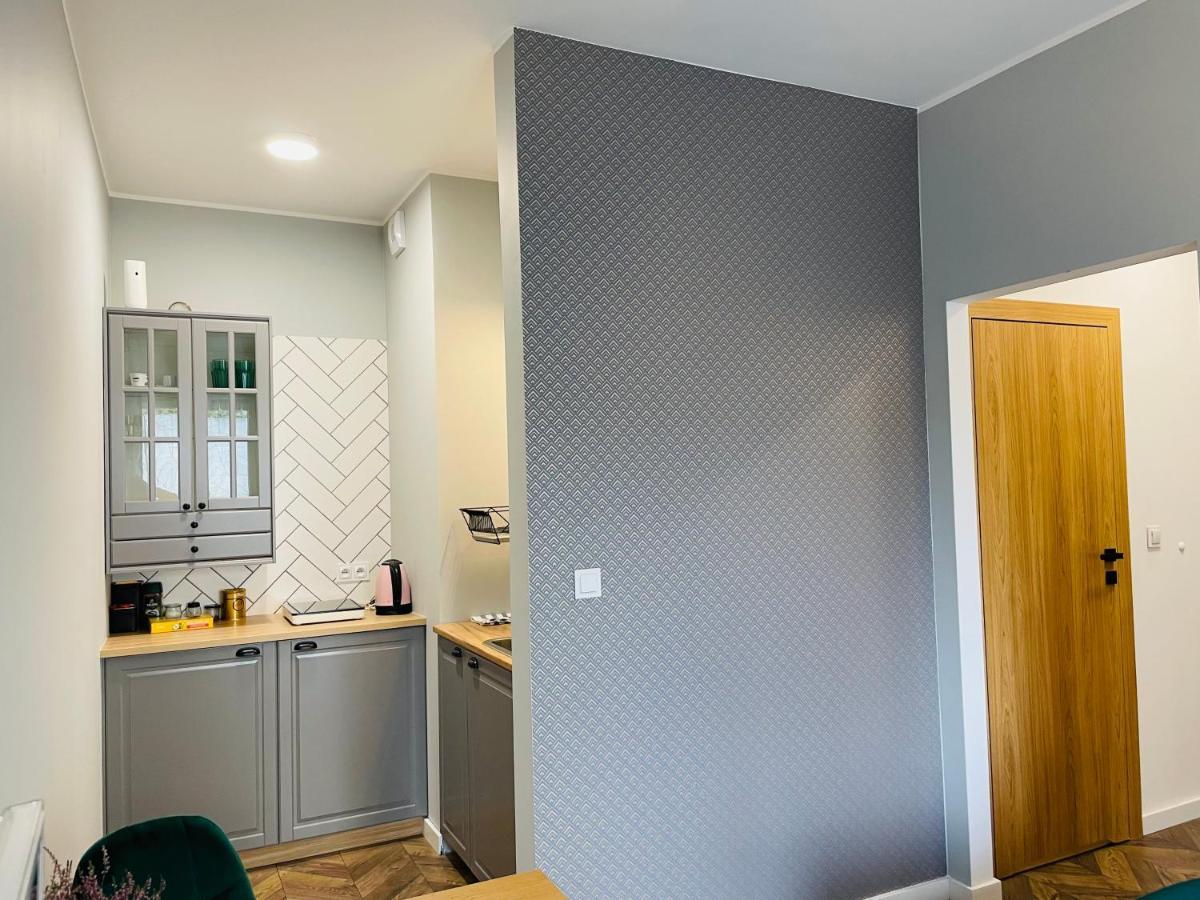 Apartament Z Ogrodkiem I Garazem 波兹南 外观 照片